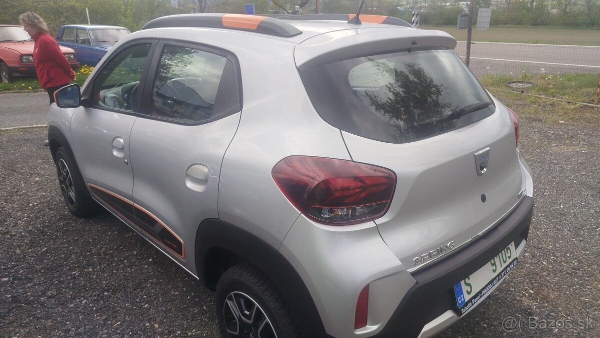 Dacia Spring - 4