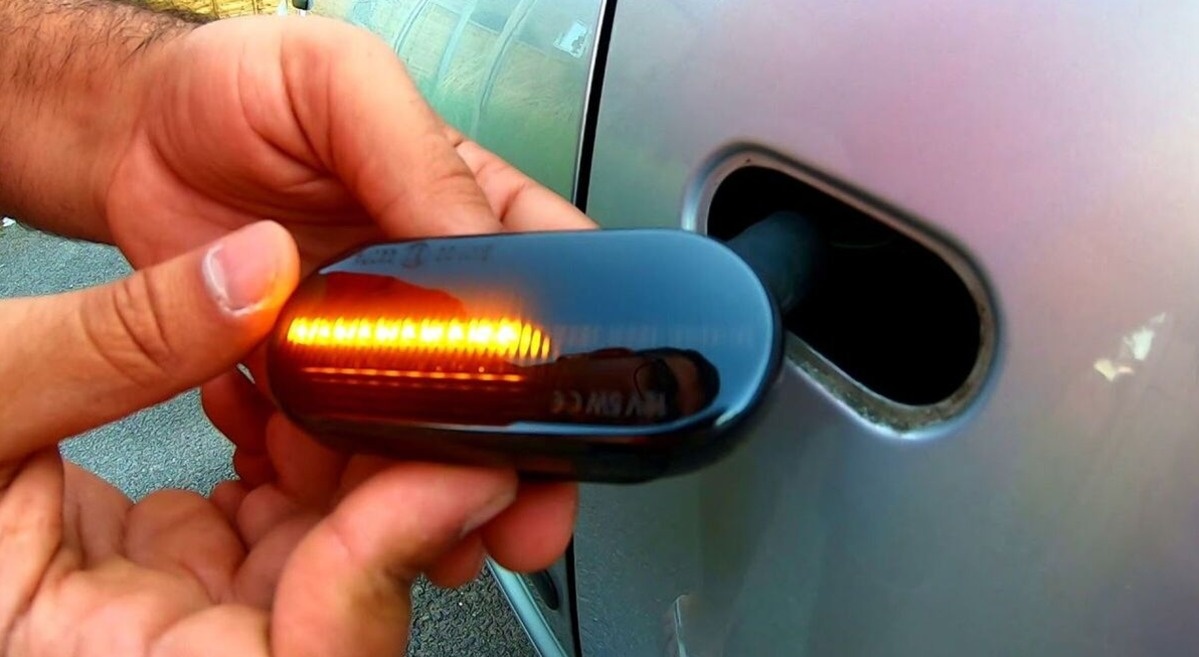 Dynamicke LED smerovky na blatníky - 4