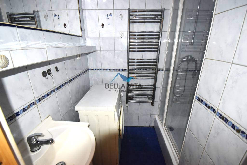 EXKLUZÍVNE - Moderný 3-izbový byt po rekonštrukcii na predaj - 4