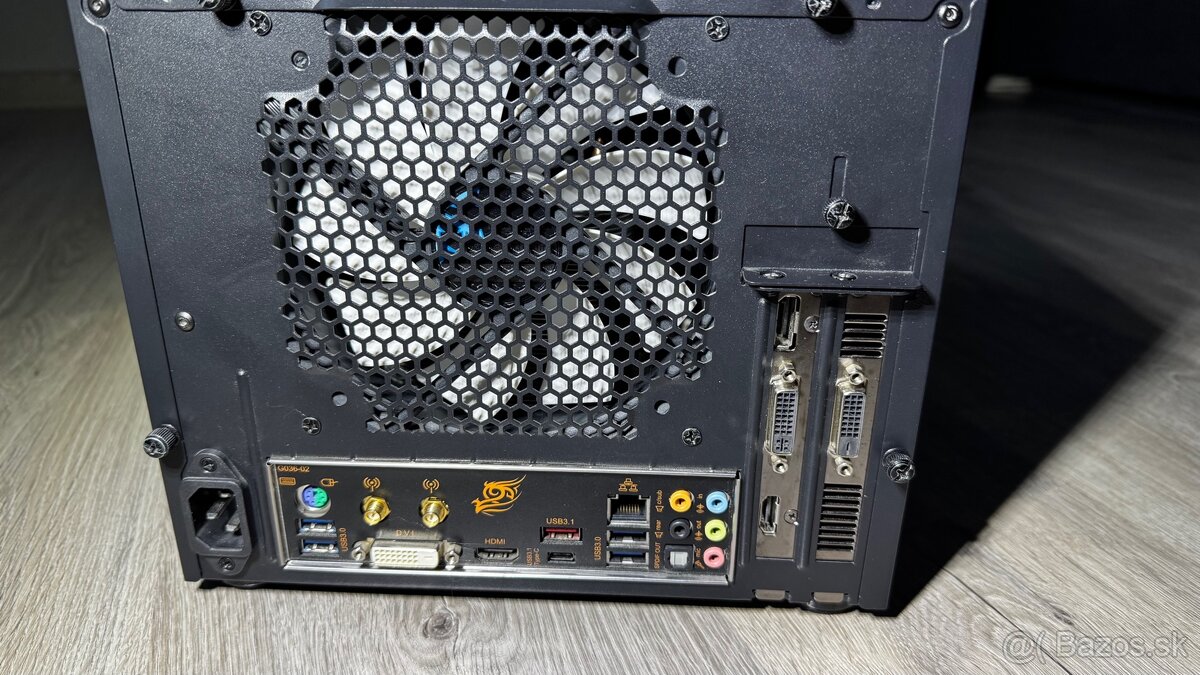 Mini ITX počítač - 4