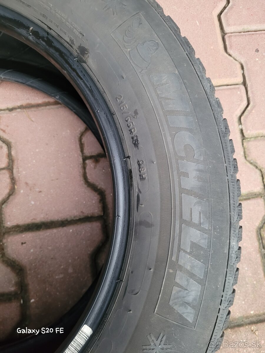 Michelin 215/65/16 - 4