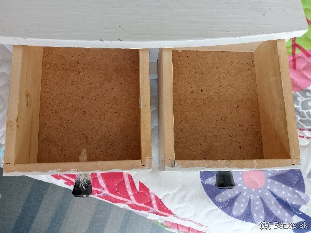 Retro toaletka,poháre rumcajs - 4