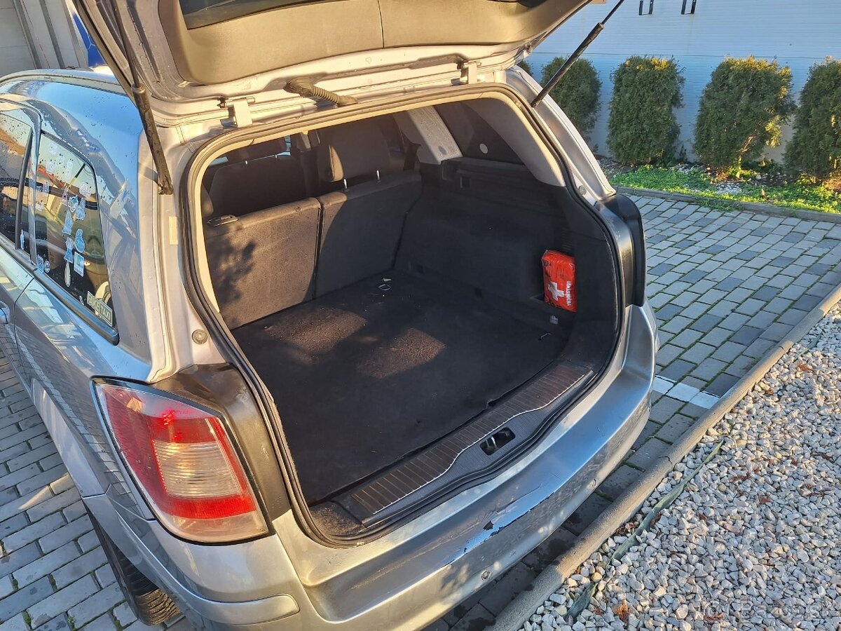 Opel Astra H - 4