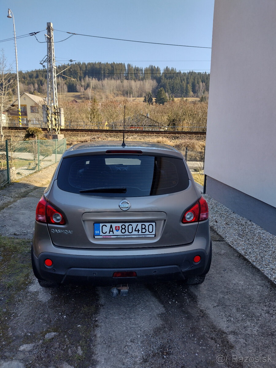 Nissan Qashqai - 4