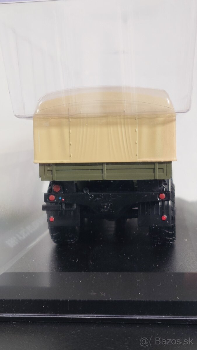 Tatra 813 Kolos ČSLA 1968 1:43 - 4