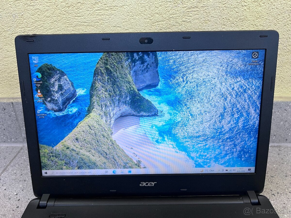 Acer Aspire ES1 / intel N3050 / 4GB RAM / SSD + HDD / 14" - 4