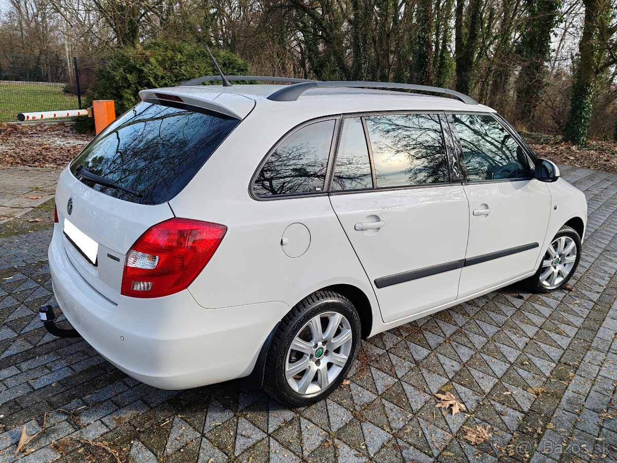 Predám Skoda fabia combi 1.2TSI Ambiente facelift r.v 2012 - - 4