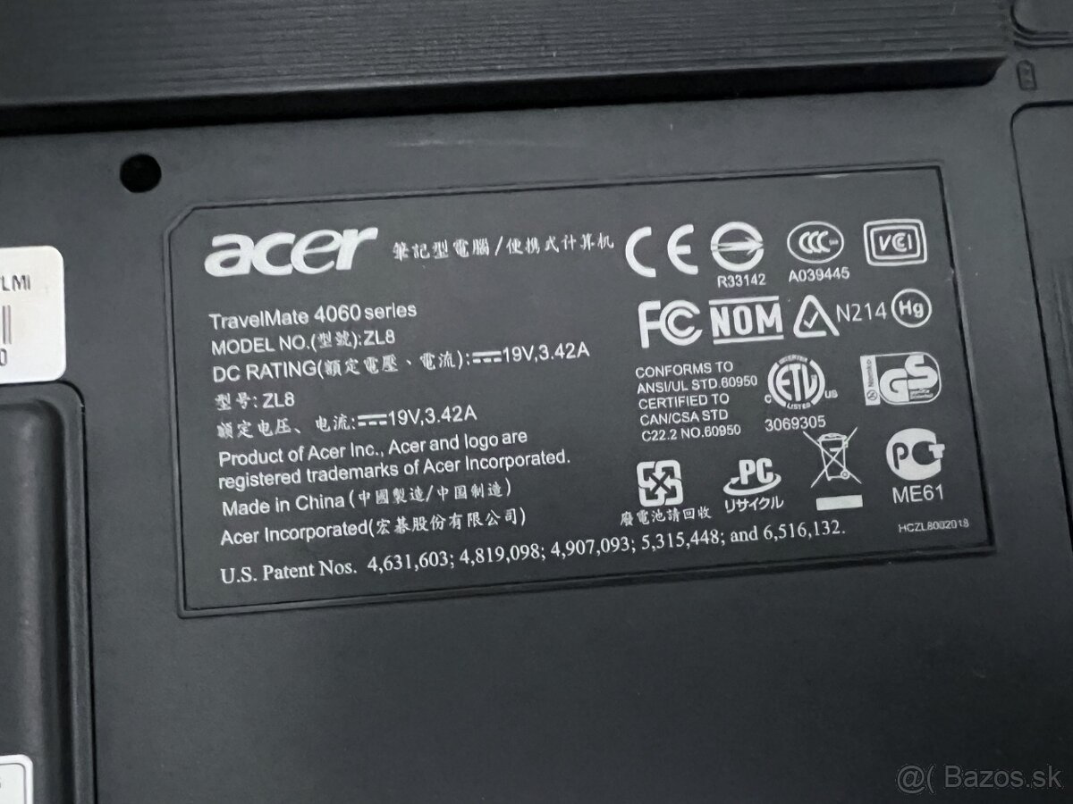 4 kompletne a funkcne notebooky - 4