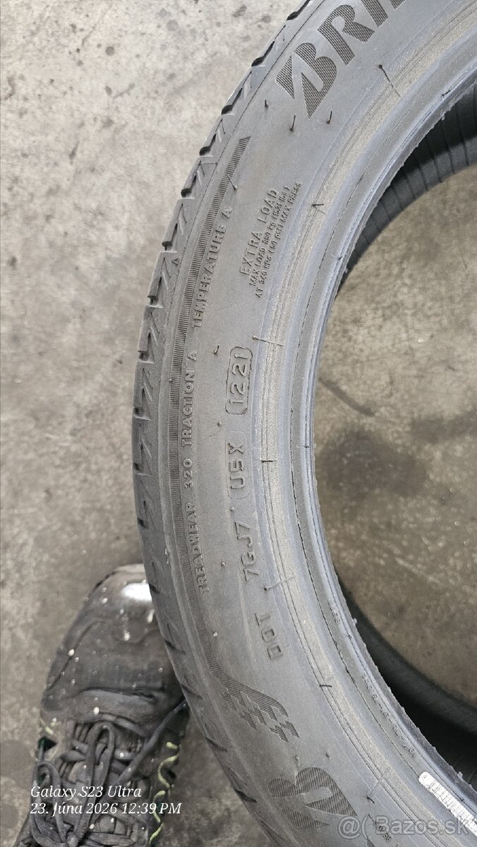 Bridgestone 225/45 R18 - 4