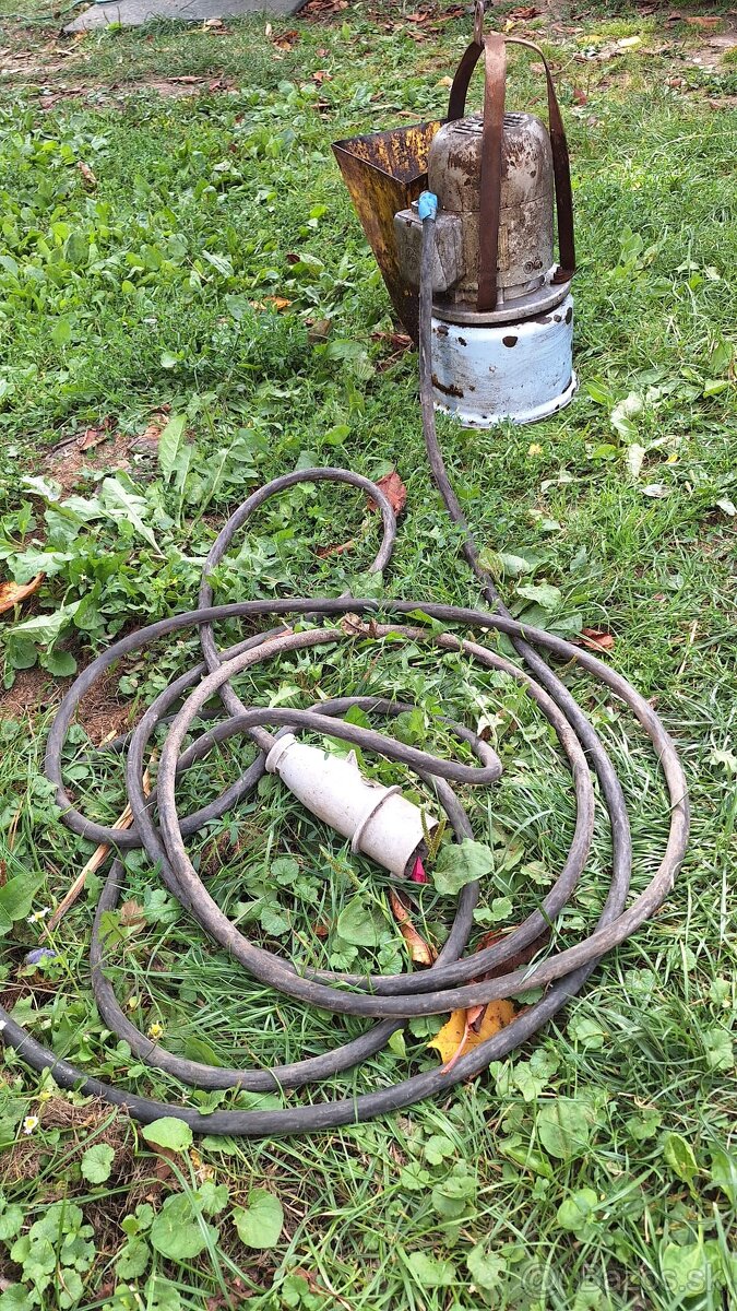 Elektrický drvič ovocia, zeleniny - 4