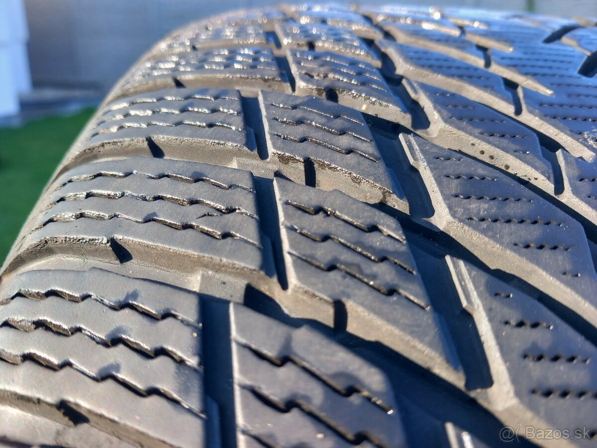 245/45 r19 zimne pneumatiky - 4