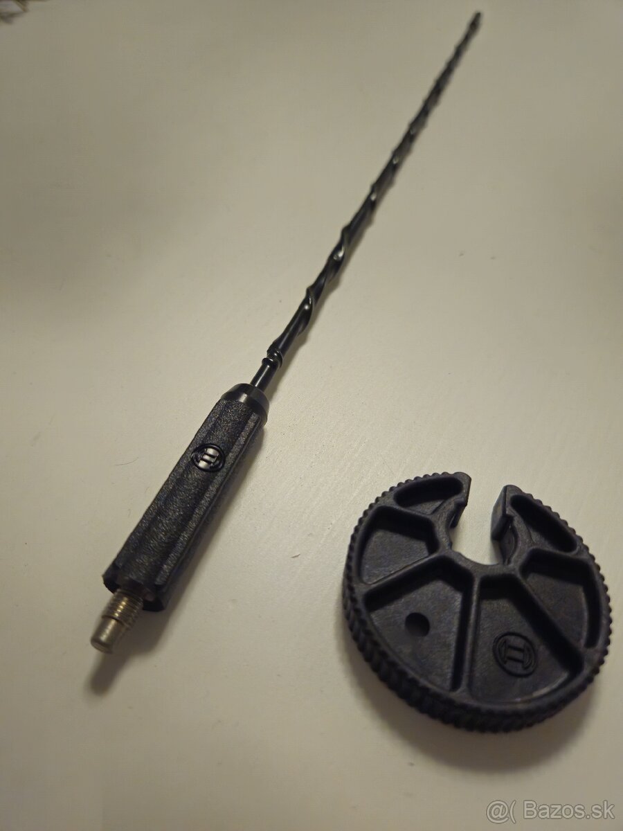 Anténa Audi A8/S8 D2 - 4