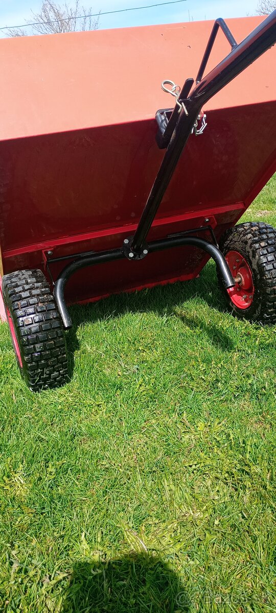 Prívesný vozík za traktorové kosacky - 4