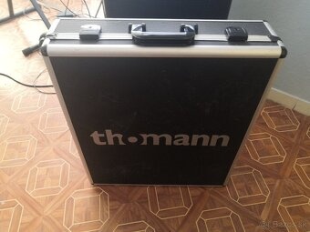 Soundcraft EFX 12 Analógový mixpult - 4