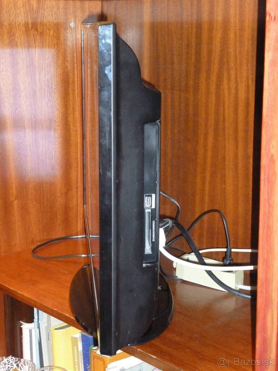 Predám FullHD LED televízor Samsung UE32EH5000 - 80cm - 4