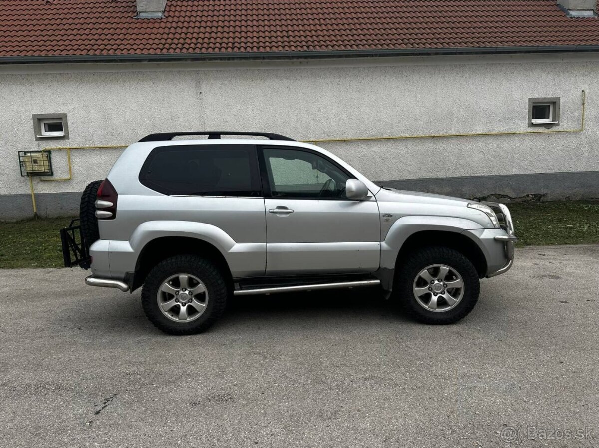 Toyota Land Cruiser 3.0 D-4D - 4