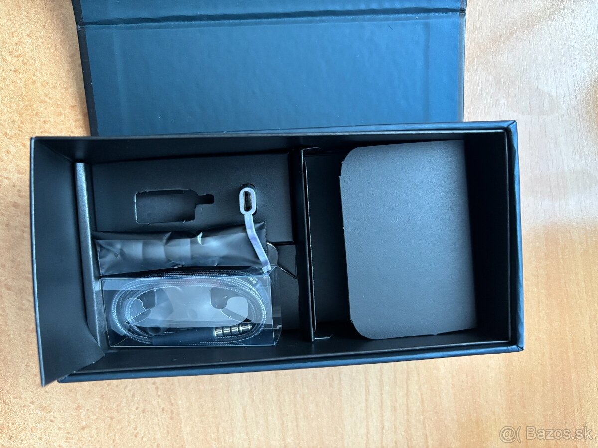 Predám Samsung Galaxy S8 - 4