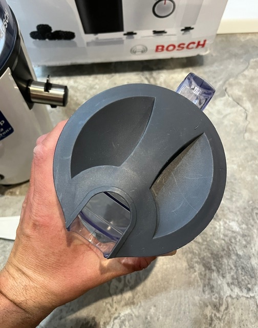 Odšťavovač Bosch MES25A0 700w - 4