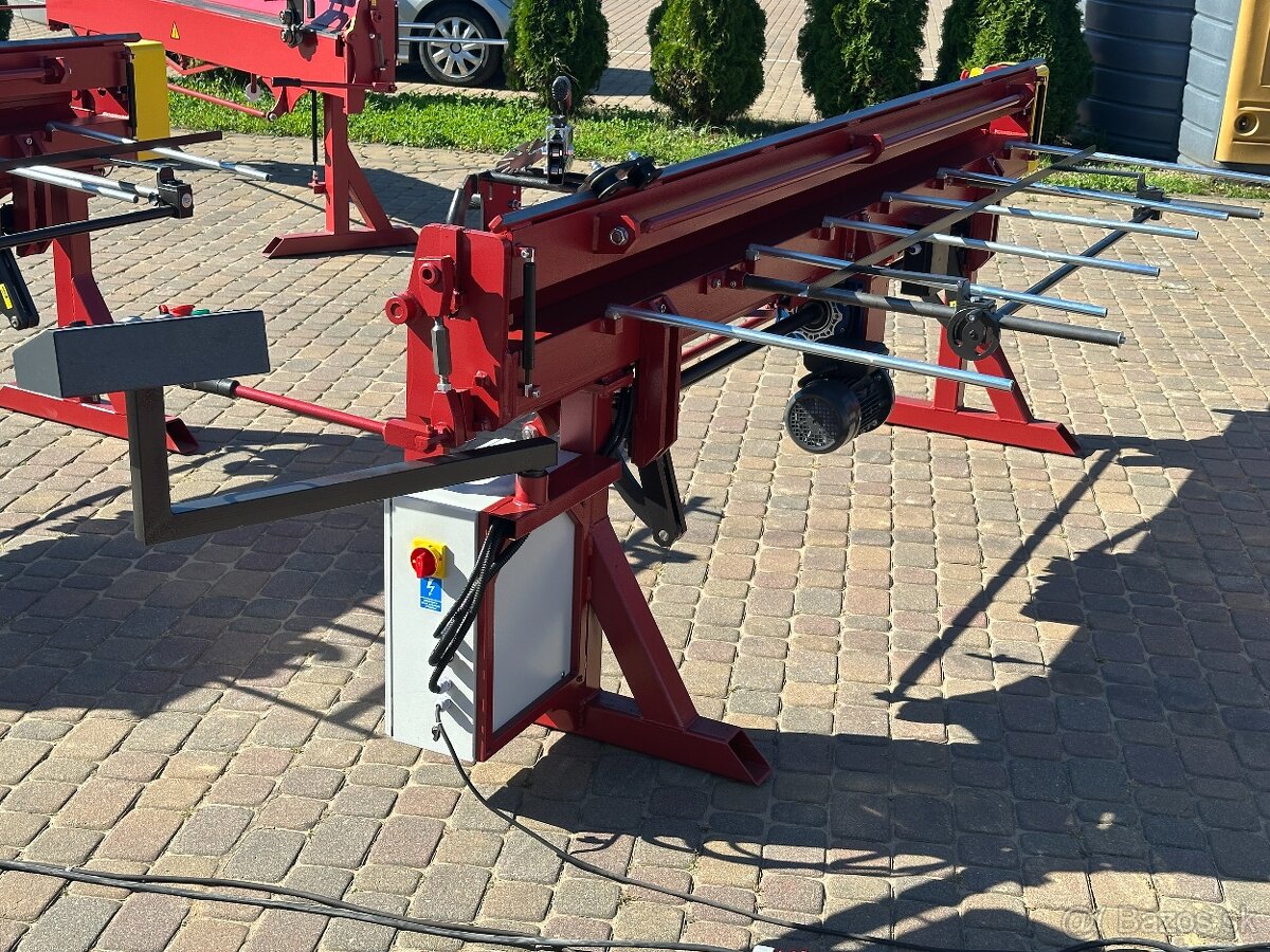 Elektrický ohýbací stroj, ohýbačka, lemovačka na plech, 3m - 4