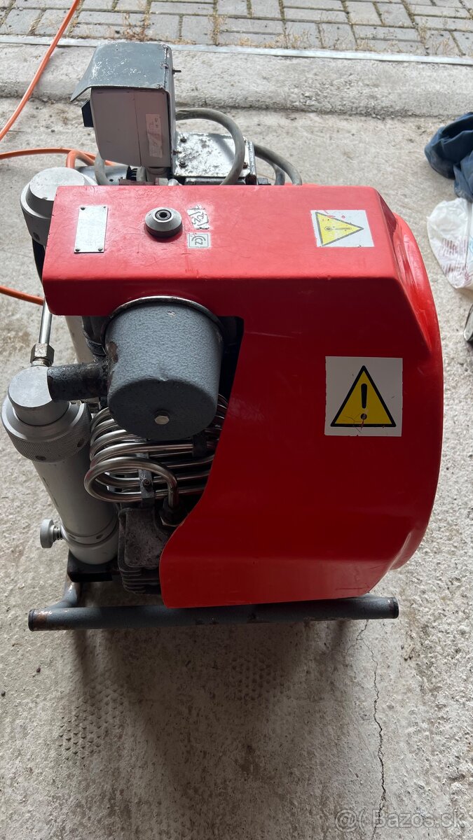 Vysokotlakový kompresor - ASTRA - 4