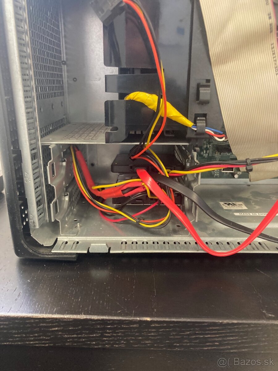 DELL power edge T100 - 4