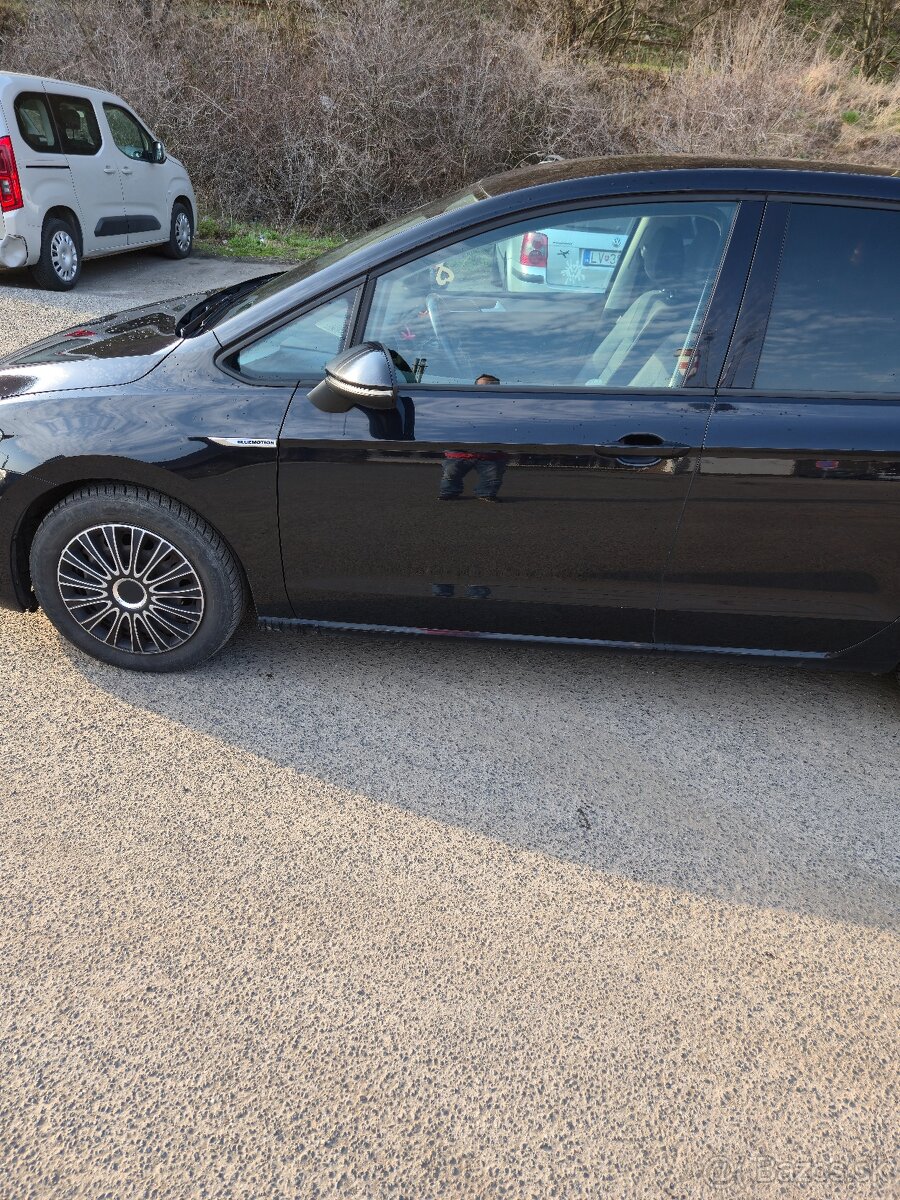 Wolkswagen Golf Sportvan - 4