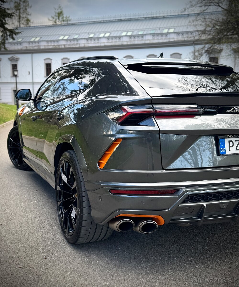 LAMBORGHINI URUS 4.0 V8 - 4