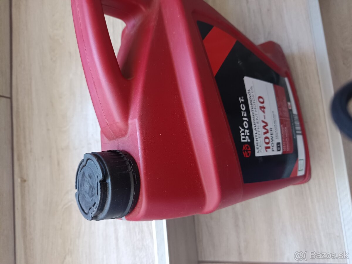 Motorový olej nový - 10W40 - 4
