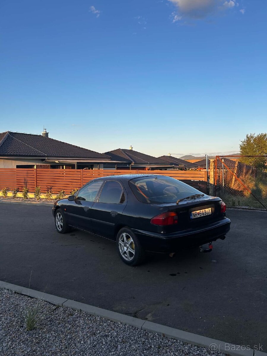 Predám Ford Mondeo mk1 - 4