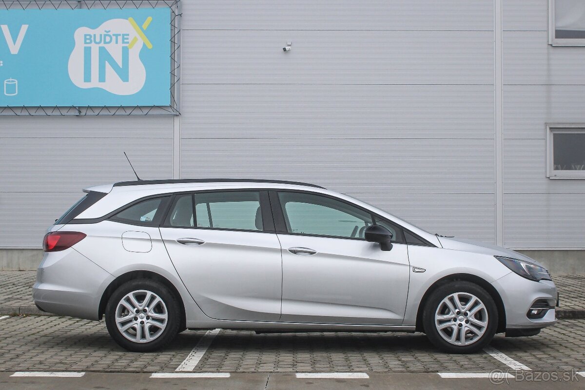 Opel Astra Sport Tourer 1.2 Turbo - 4