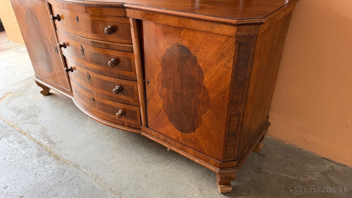 Starý príborník / komoda z masívu – orech, intarzia - 4