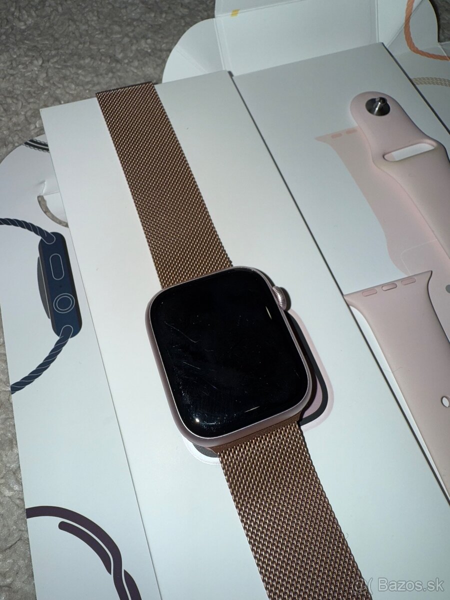 Apple Watch 9 45 mm - 4