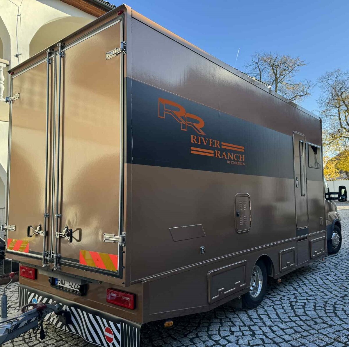 Obytný automobil Iveco - 4