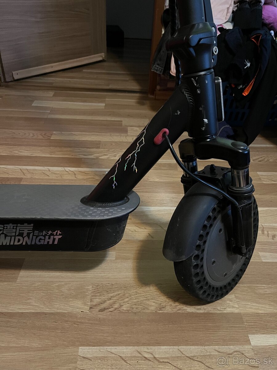 Elektrická kolobežka SENCOR S70 - 4