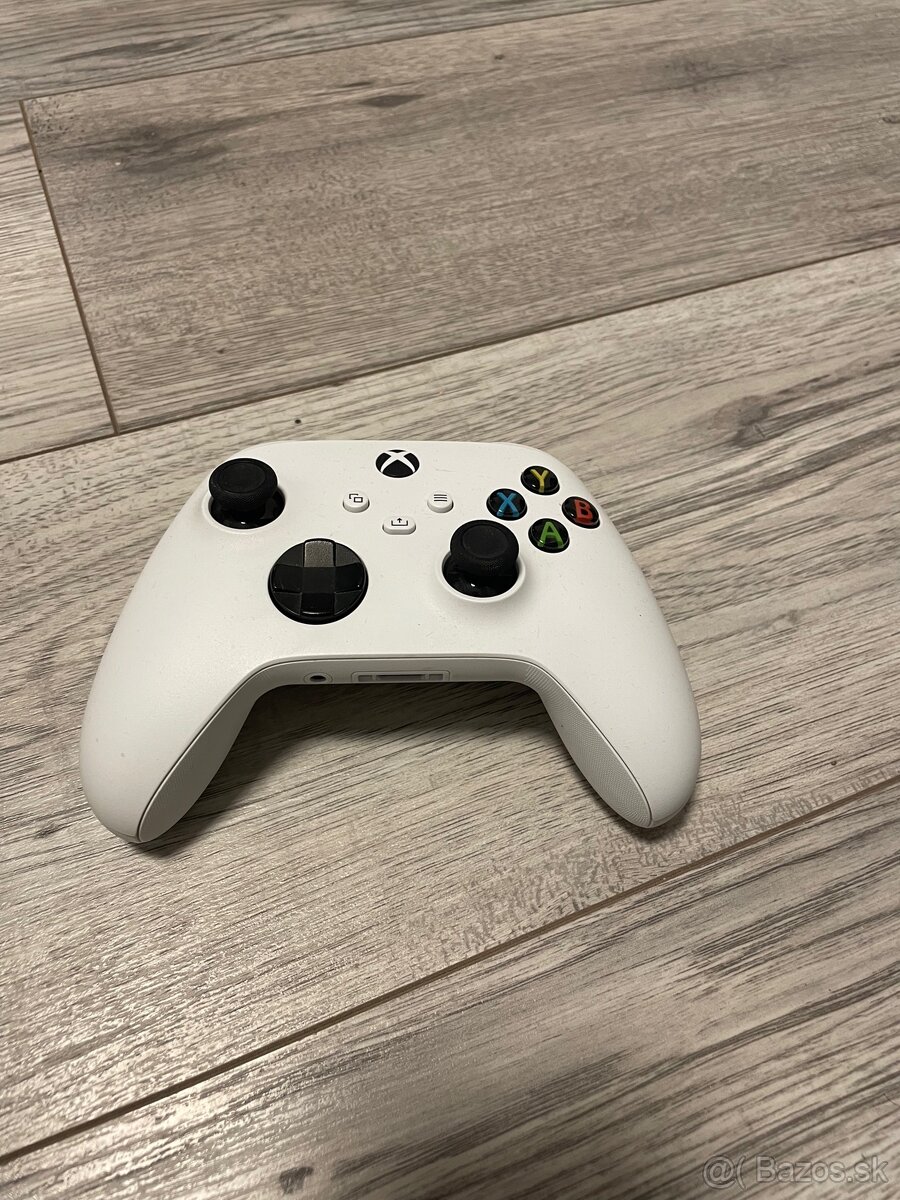 Úplne nové, nepoužité Xbox ovládače - 4