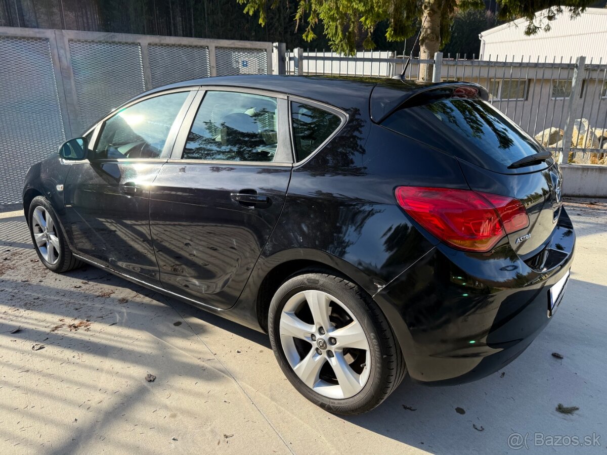 Opel Astra 1.3 CDTI Slovenské auto / 145 800 km - 4