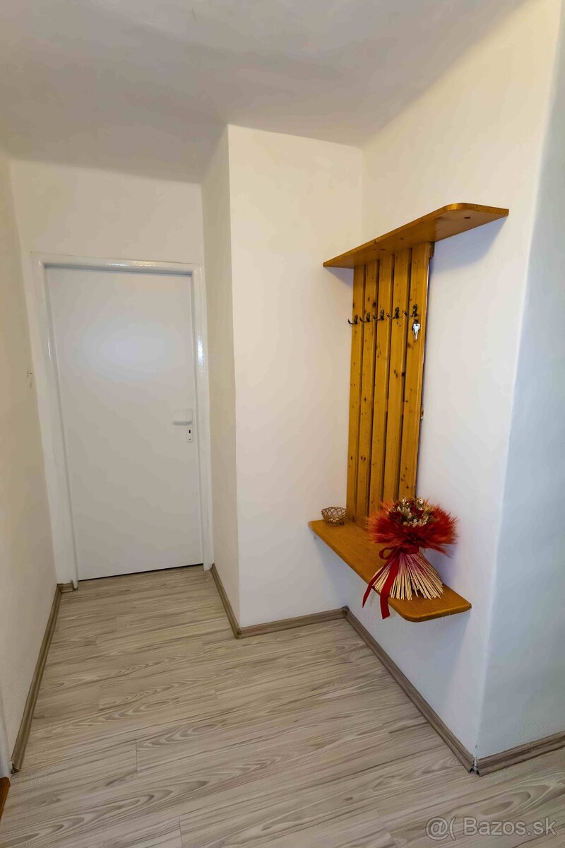 Ponúkame na prenájom 2 izbový byt s v Humennom - 4