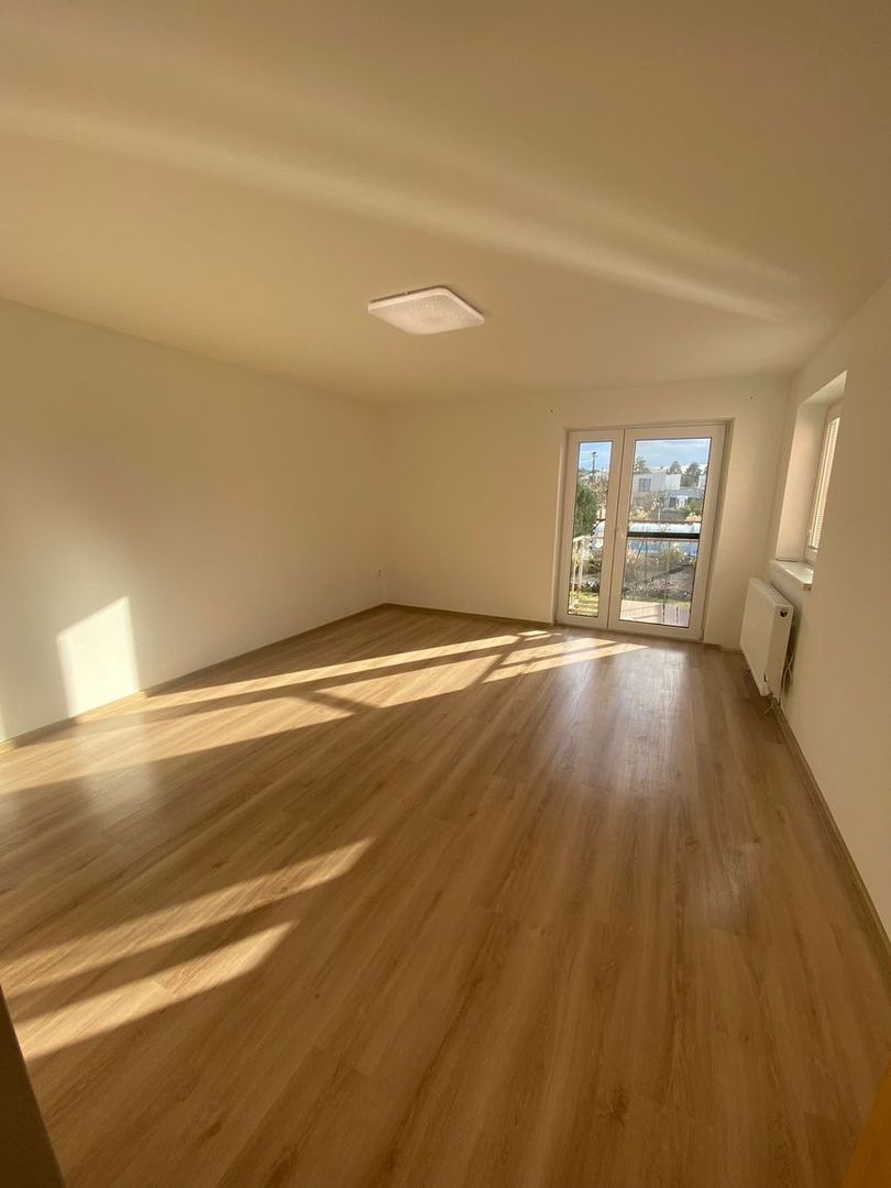 Na prenájom - 4i dom, ul. Pútnická, Záhorská Bystrica TOP - 4