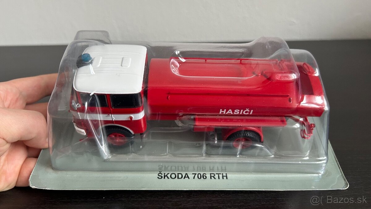 ŠKODA 706 RTH hasiči prémiový model 1/43 DeaGostini - 4