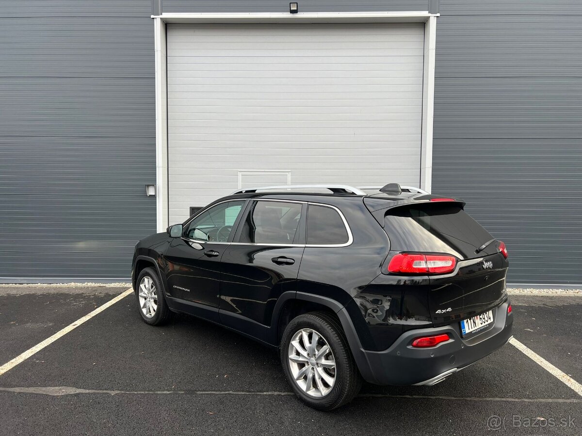 Jeep Cherokee 2.2 CRD 4x4, 88 000 km, ČR (Třinec) - 4