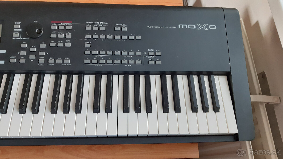 Yamaha MOX 8 - 4