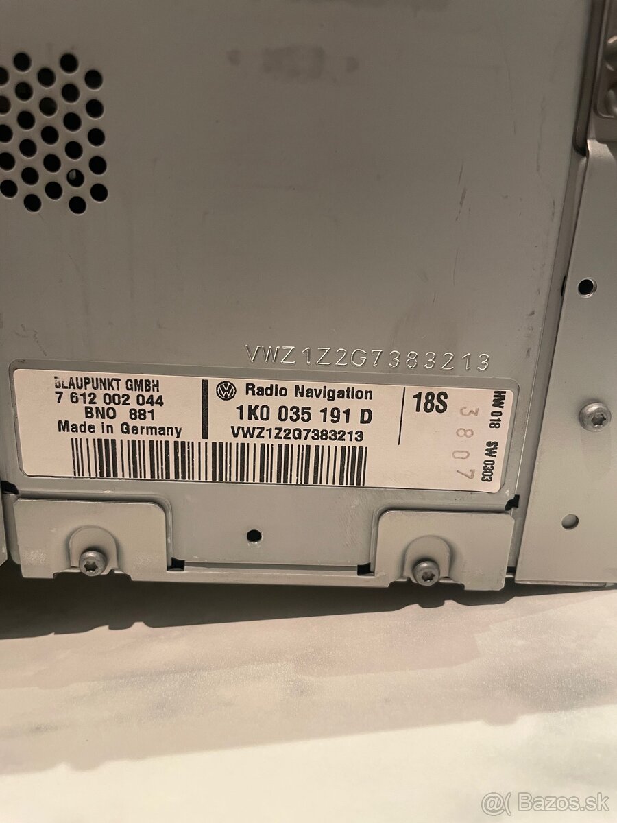 Volkswagen Autorádio RNS 300 - 4