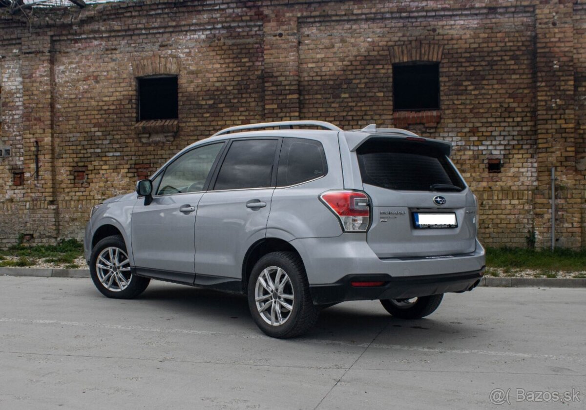Subaru Forester 2,0 benzín/ automat/ - 4
