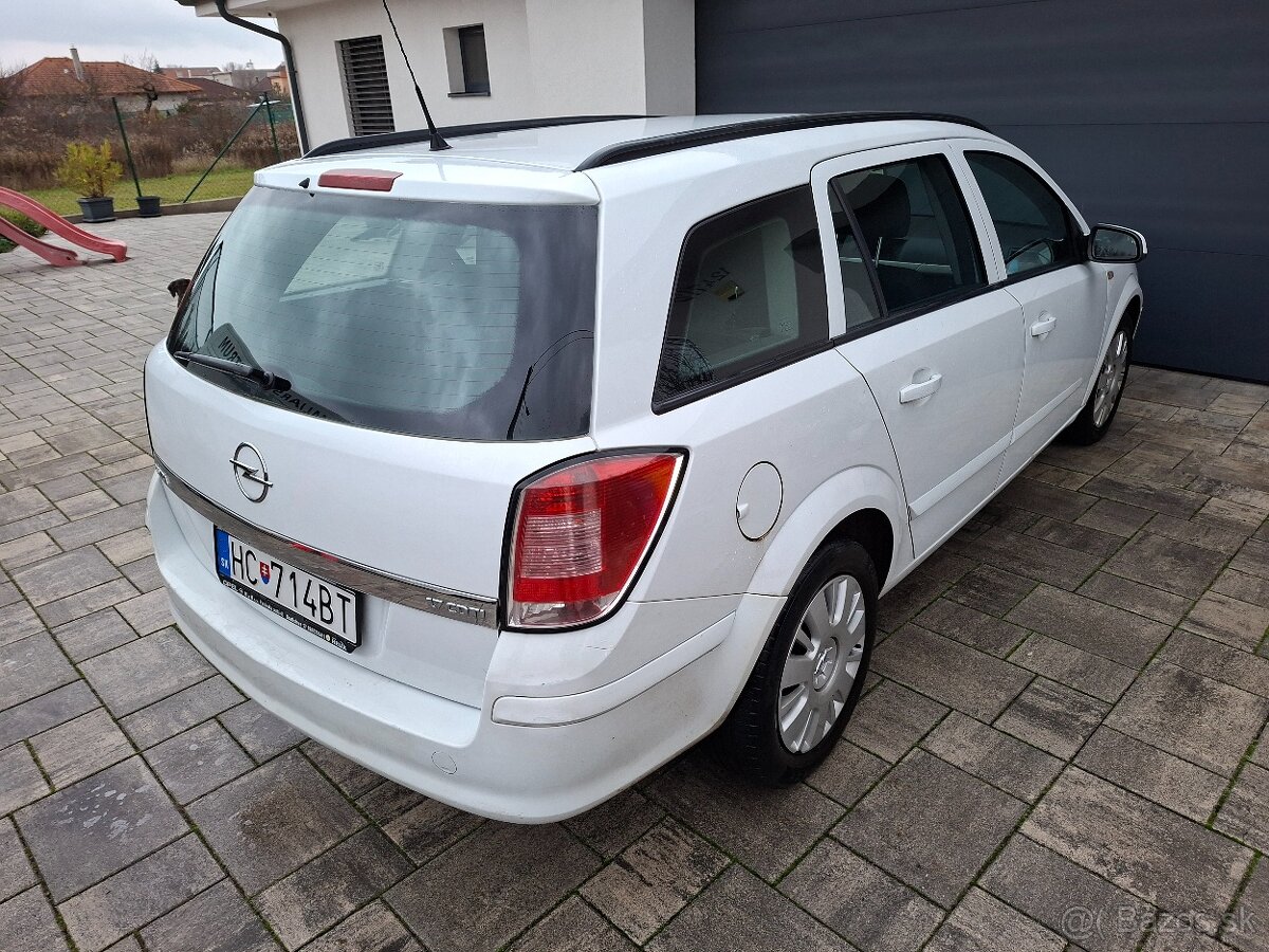 Predám Opel Astra Caravan - 4