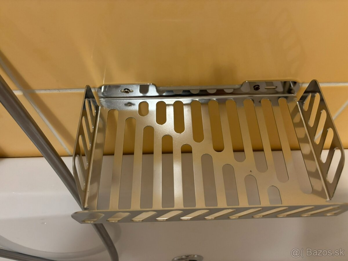 Police NEREZ do kúpeľne - 4