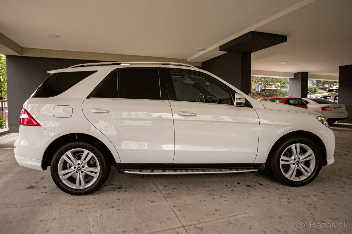 Mercedes-Benz ML 350 BLUETEC 4MATIC AMG - 4