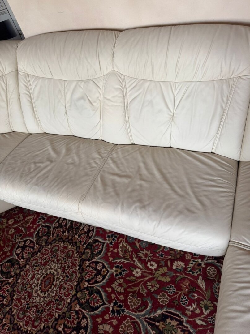 Světlá kožená sedačka do Účka, 4979 - 4