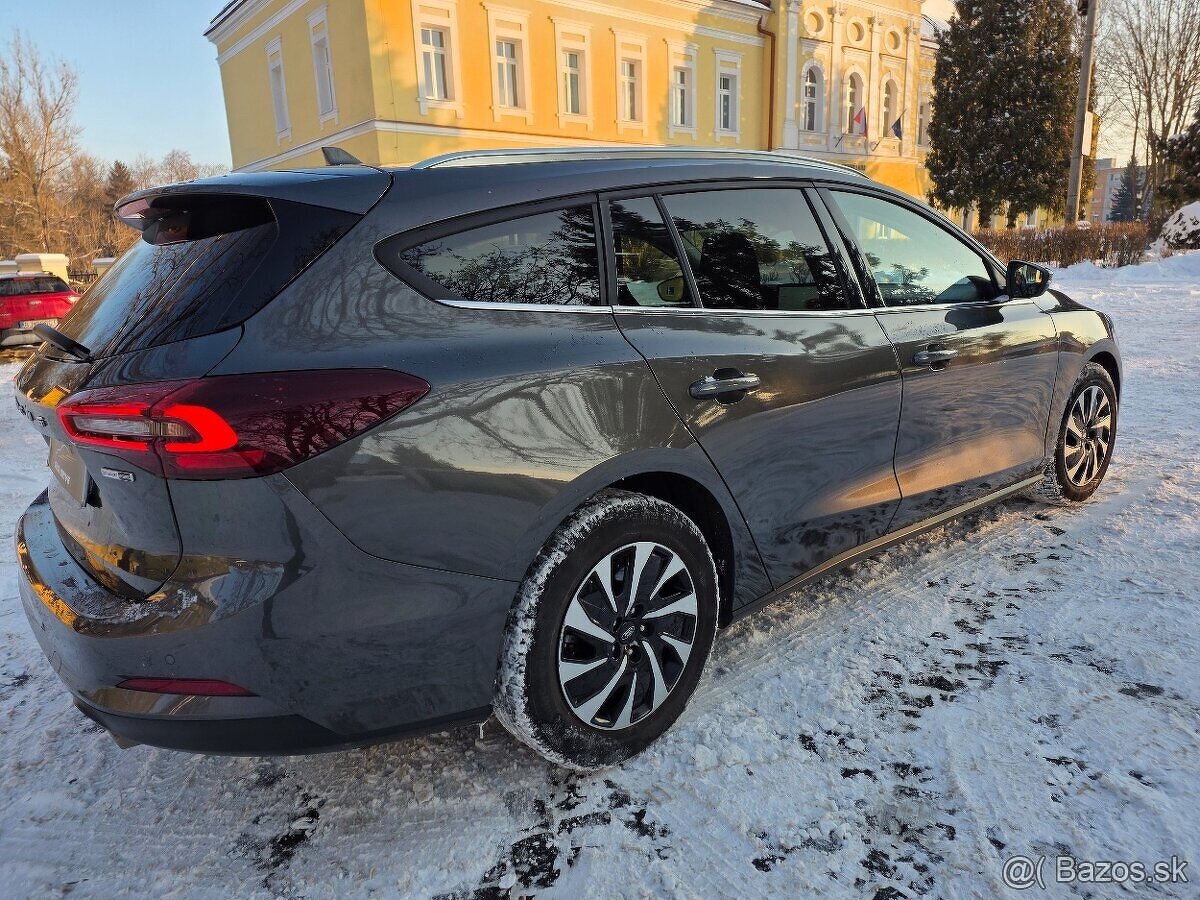 Ford Focus Kombi 1.0 EcoBoost mHEV Edition AT - 4