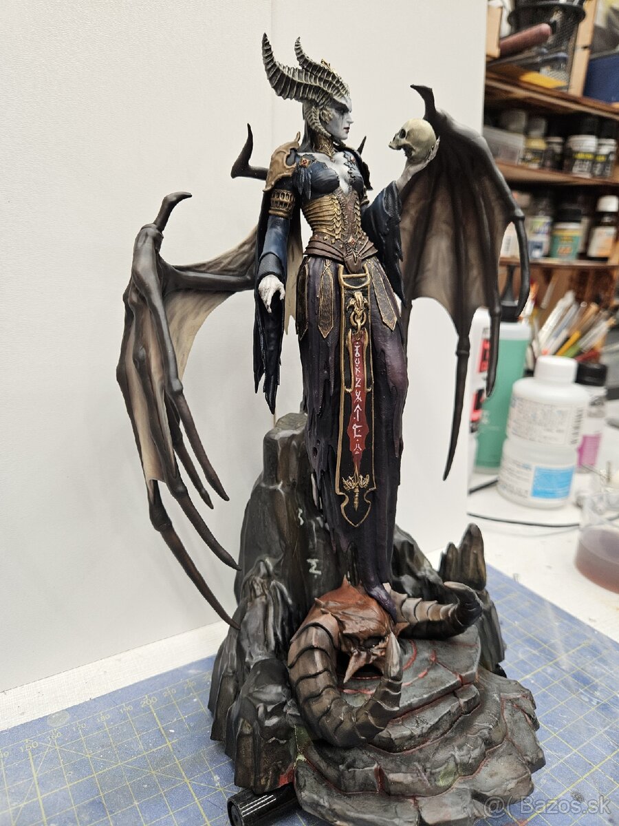 Figúrka Lilith 25cm, kit - 4