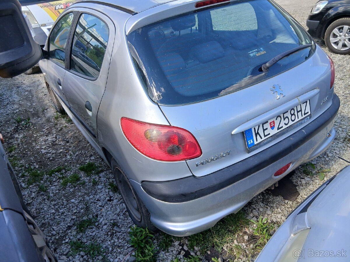 Peugeot 206 1.1 benzin - 4